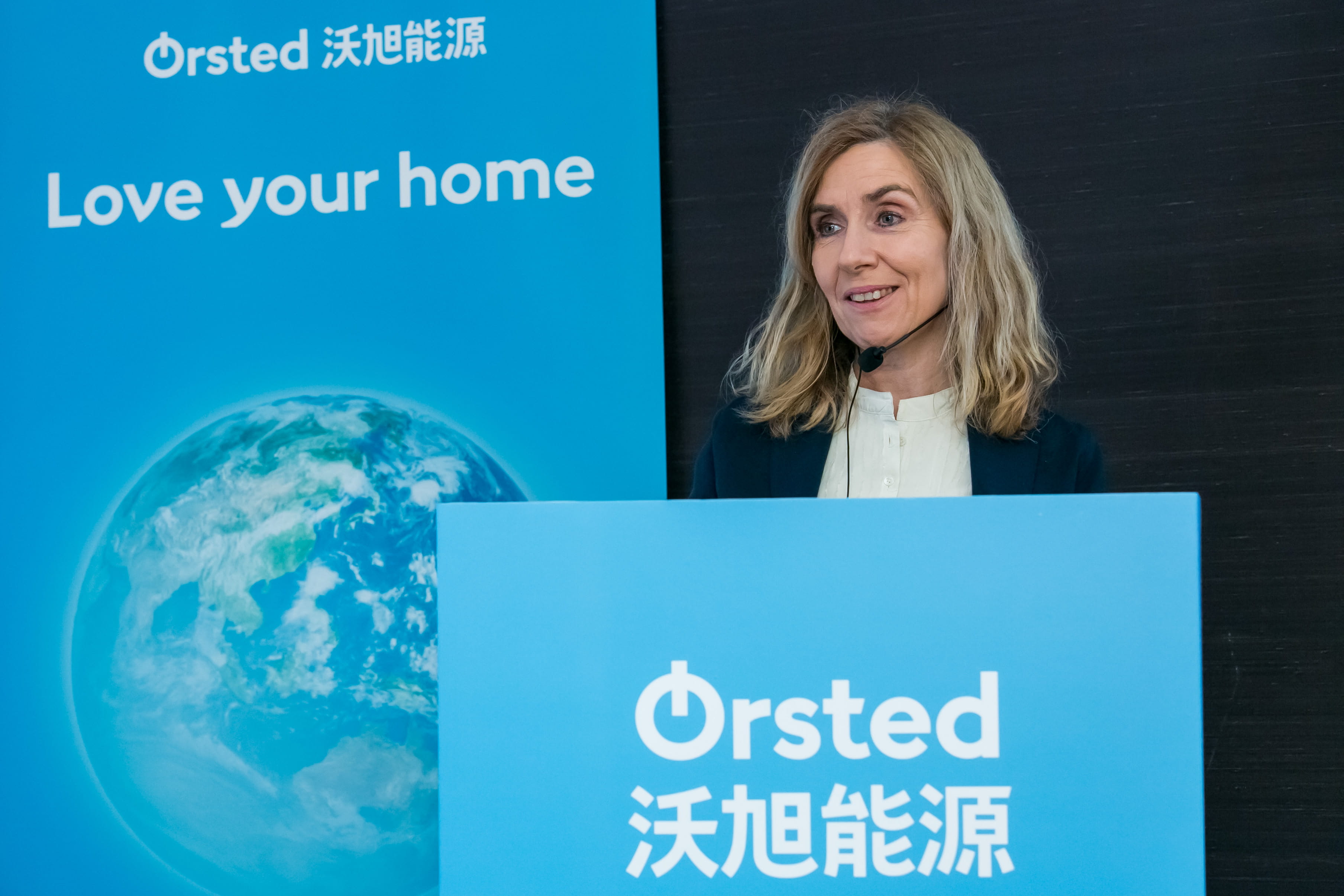 沃旭能源財務長 Marianne Wiinholt 今日分享「大彰化離岸風電計畫」的融資策略