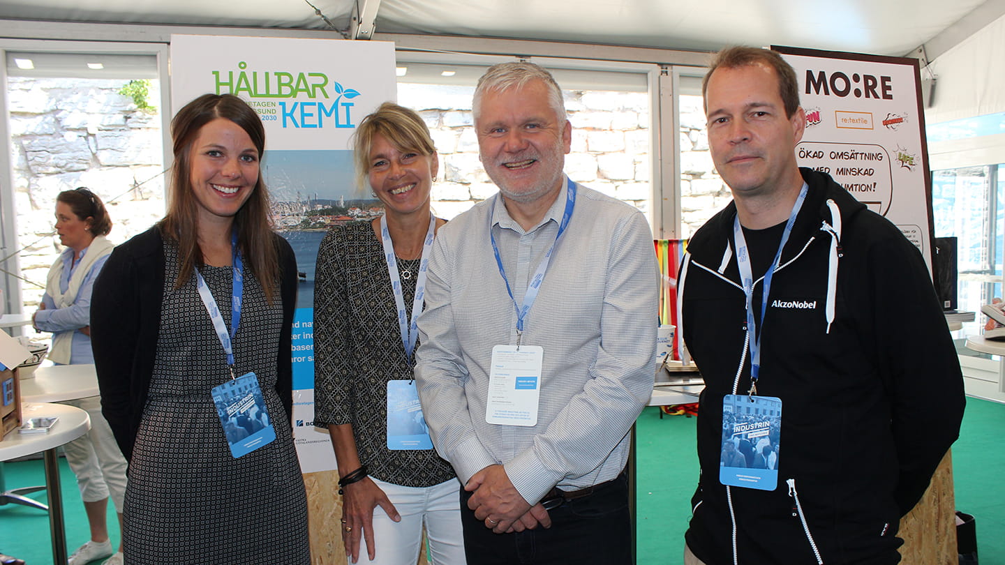 Elin Hermanson, projektledare på Hållbar Kemi 2030, Mari-Louise Johansson, Miljöexpert på Borealis, Lars Josefsson, Klusterledare på Västsvenska Kemi- och Materialklustret och Professor of the Practice i Hållbar utveckling på Chalmers, Joakim Carlén Hållbarhetschef på AkzoNobel.