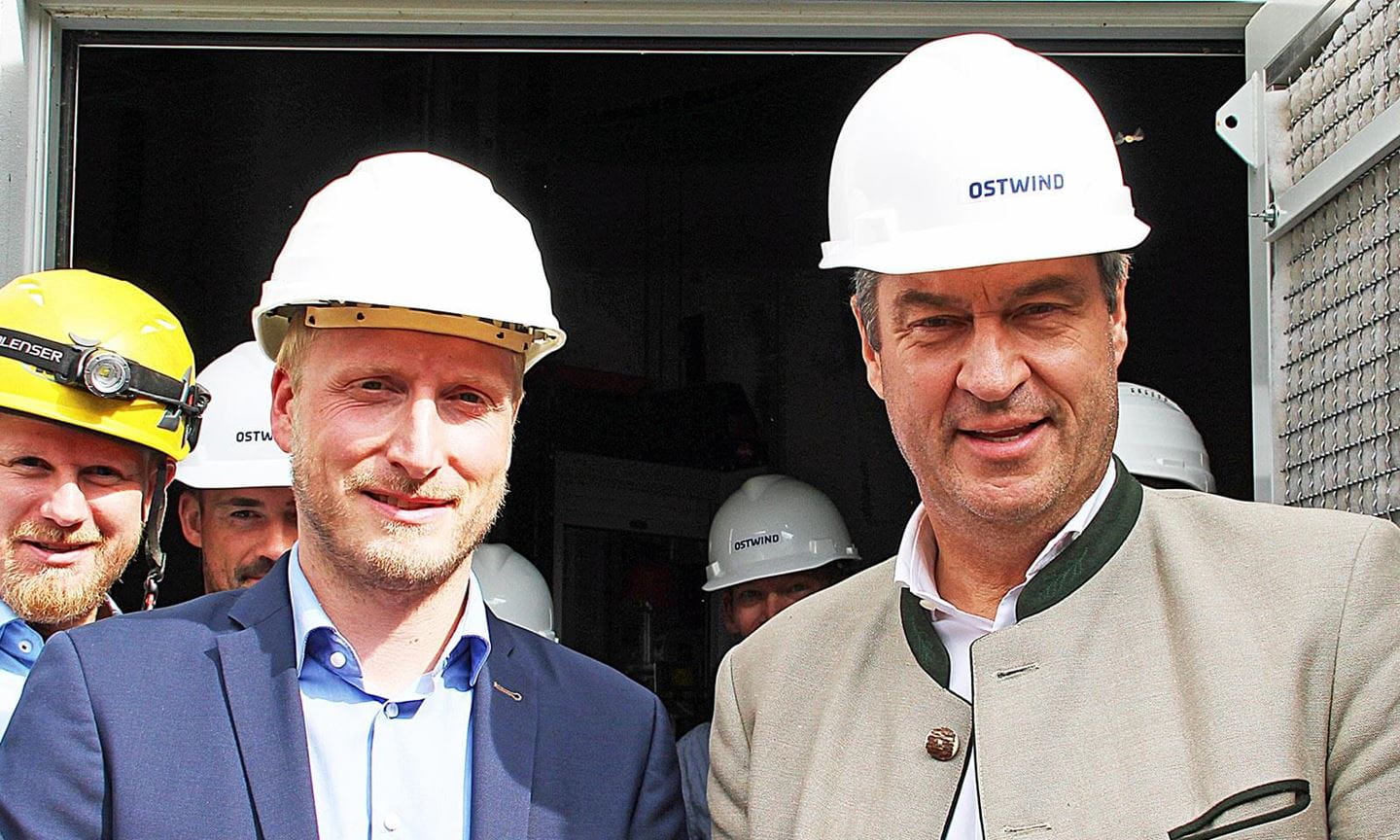 OSTWIND-Geschäftsführer Stefan Bachmaier mit Ministerpräsident Markus Söder