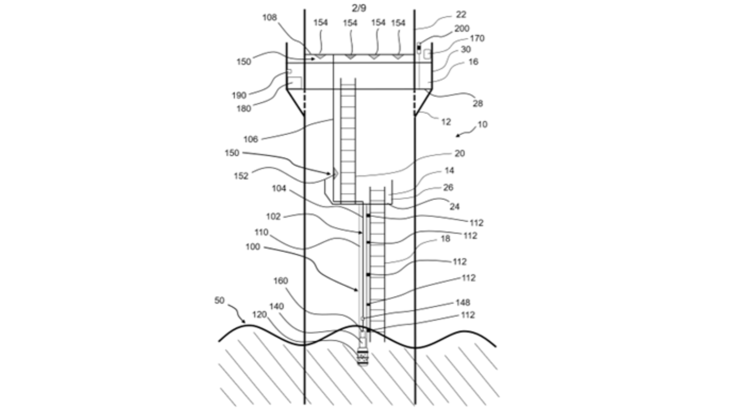 The figure shows an example of a water delivery apparatus and an offshore structure, when the water delivery apparatus is in a ready mode and a pump of the water delivery apparatus is in an off state