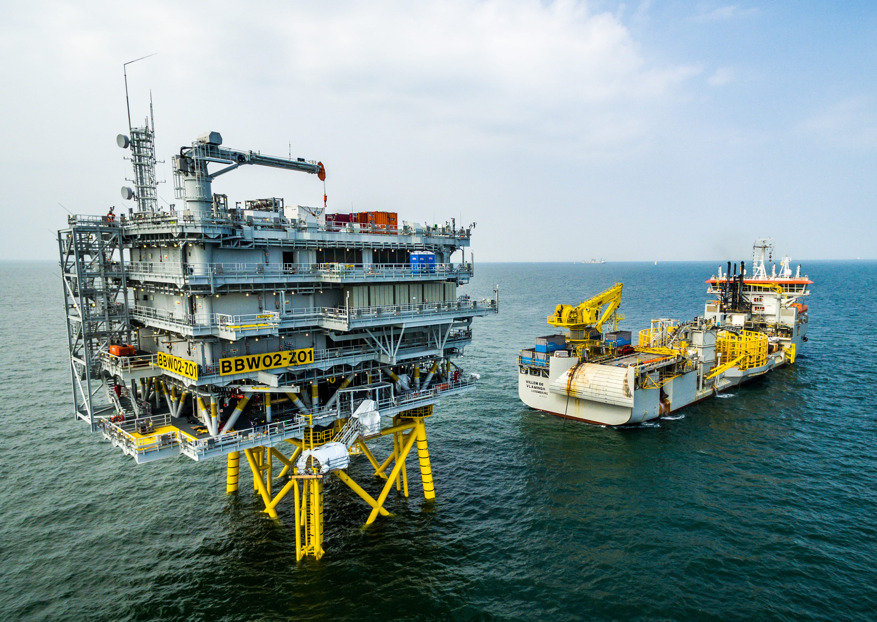 Image of a vessel cable pulling