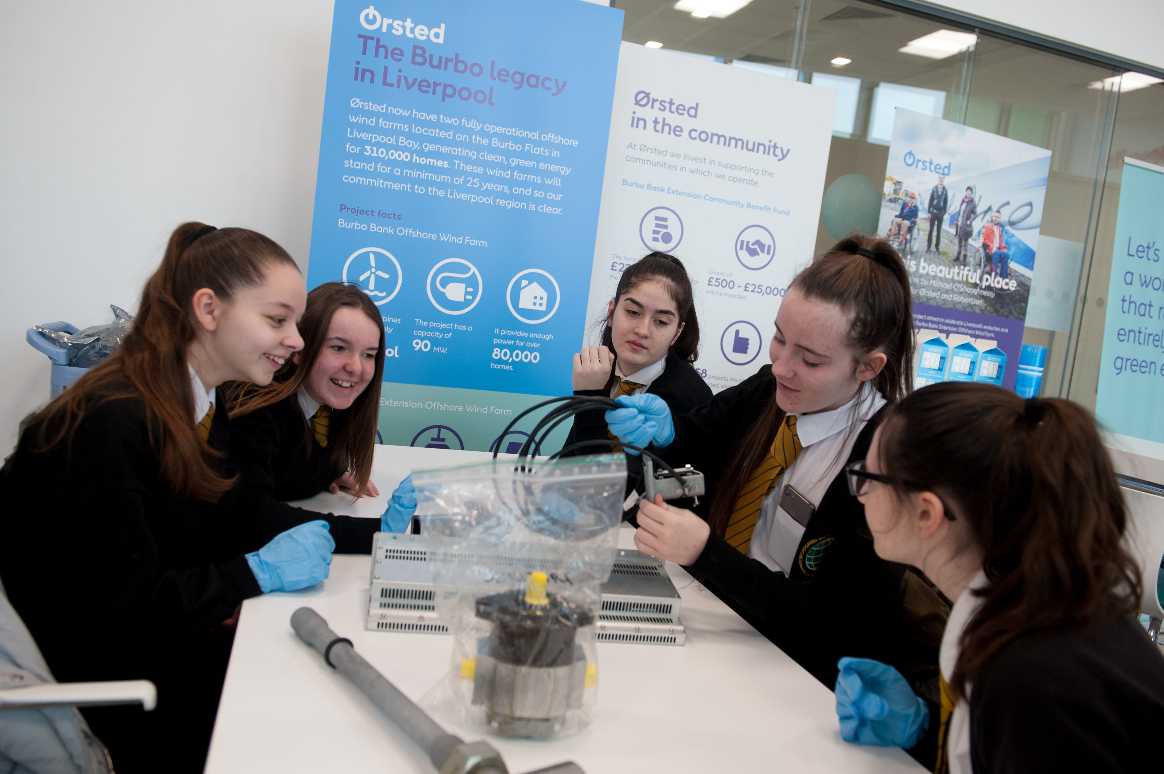Broadgreen International School pupils getting to grips with offshore wind technology