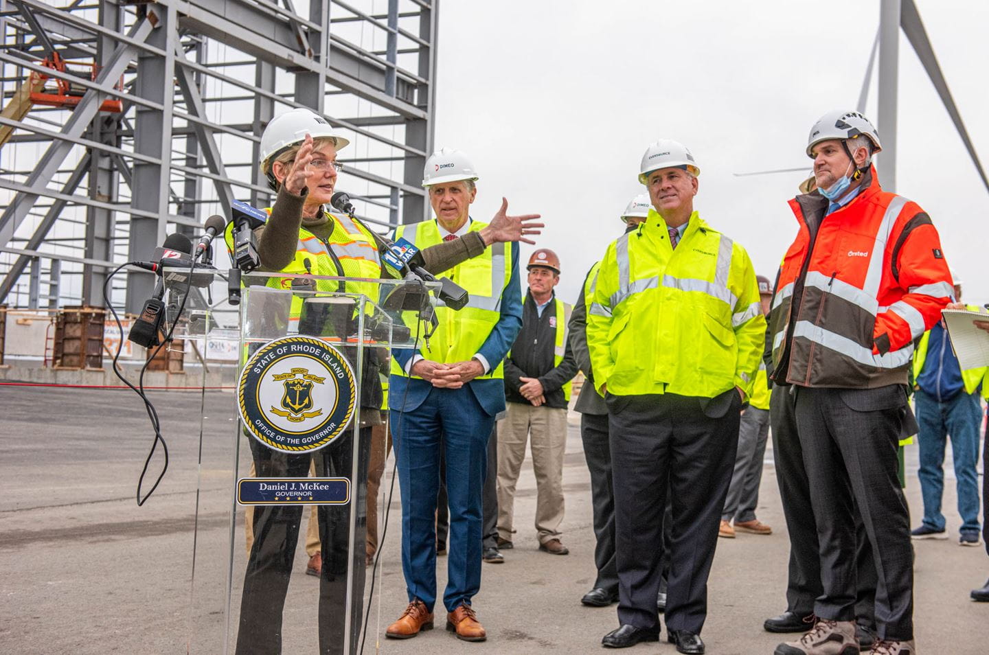 Pictured, left to right: U.S. Secretaryof Energy Jennifer M. Granholm; Rhode Island Governor Dan McKee; EversourceEnergy CEO and President Joe Nolan; Ørsted Offshore North American CEO DavidHardy. Photo Credit: Ørsted and Eversource
