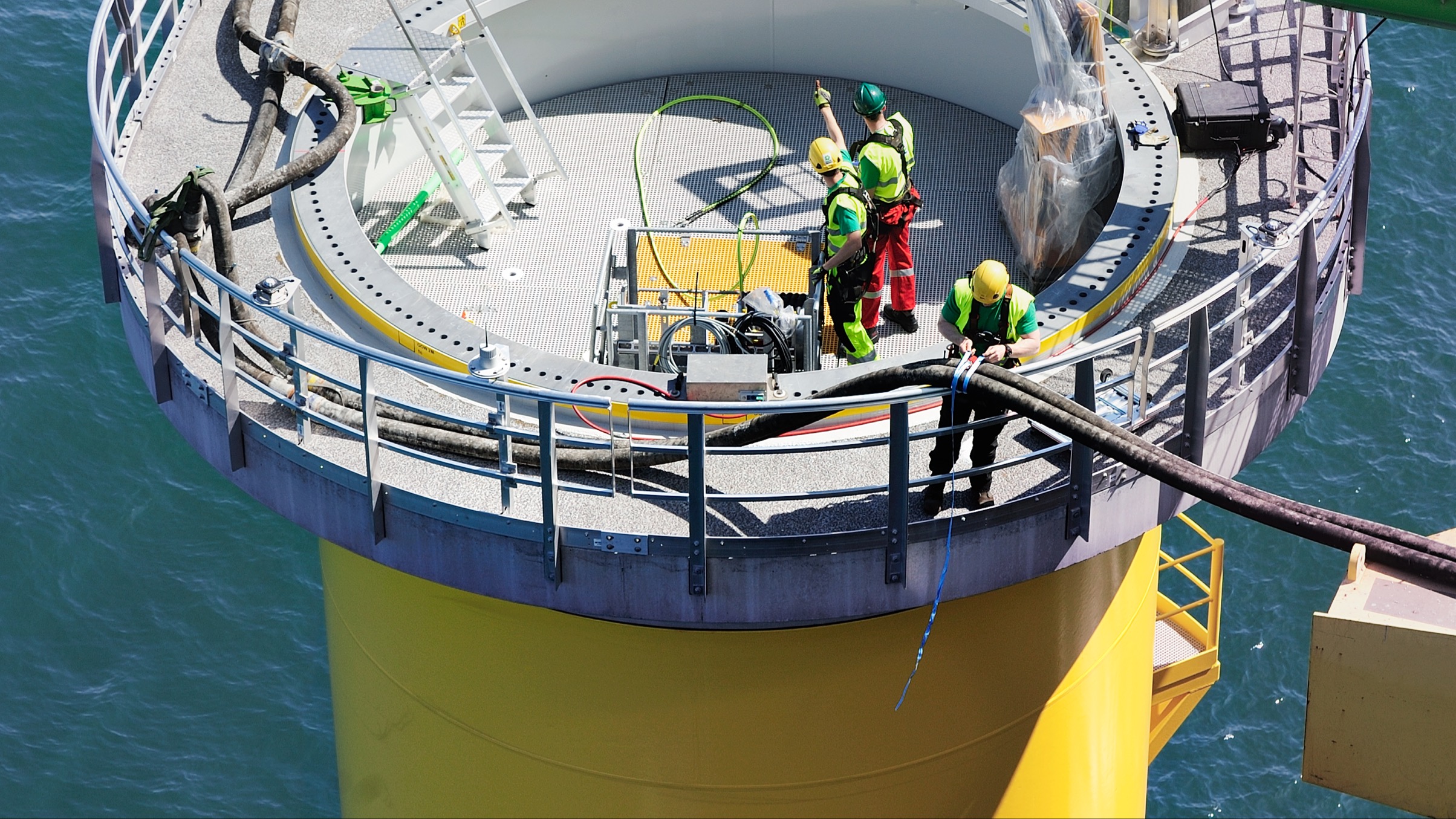 Building offshore wind farms 